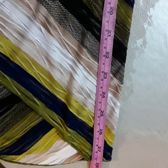 Pretty layered skirt, size L - Picture 6 of 6